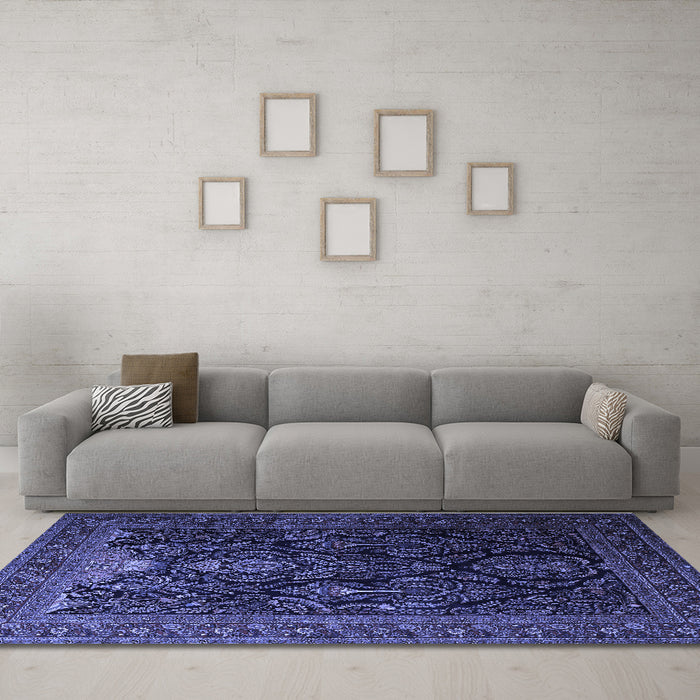 Machine Washable Persian Blue Traditional Rug in a Living Room, wshtr1966blu