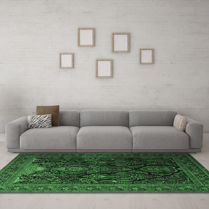 Machine Washable Persian Emerald Green Traditional Area Rugs in a Living Room,, wshtr1966emgrn