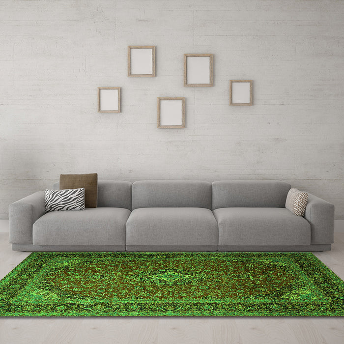 Machine Washable Medallion Green Traditional Area Rugs in a Living Room,, wshtr1970grn