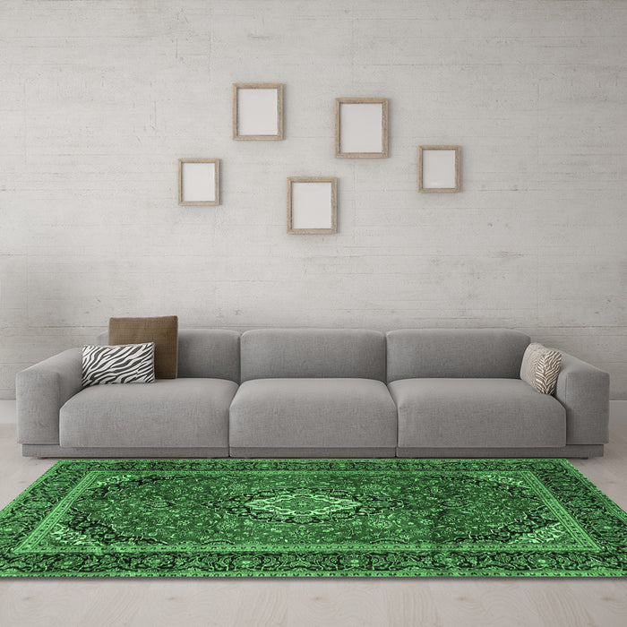Machine Washable Persian Emerald Green Traditional Area Rugs in a Living Room,, wshtr1971emgrn