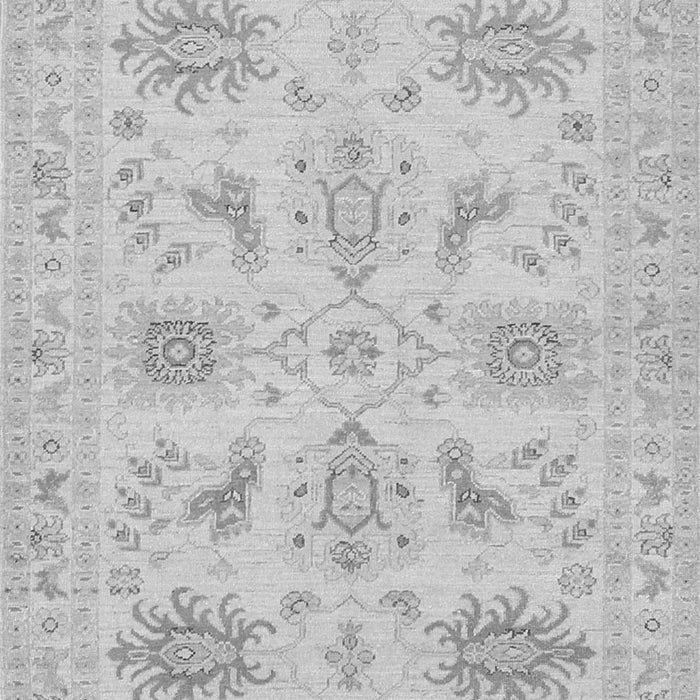 Serging Thickness of Machine Washable Persian Gray Traditional Rug, wshtr1975gry