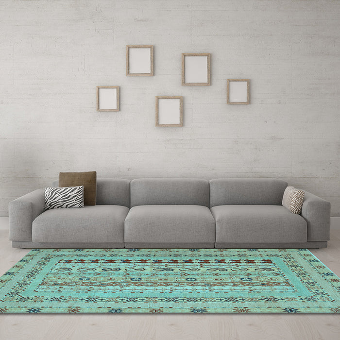 Machine Washable Persian Light Blue Traditional Rug in a Living Room, wshtr1978lblu