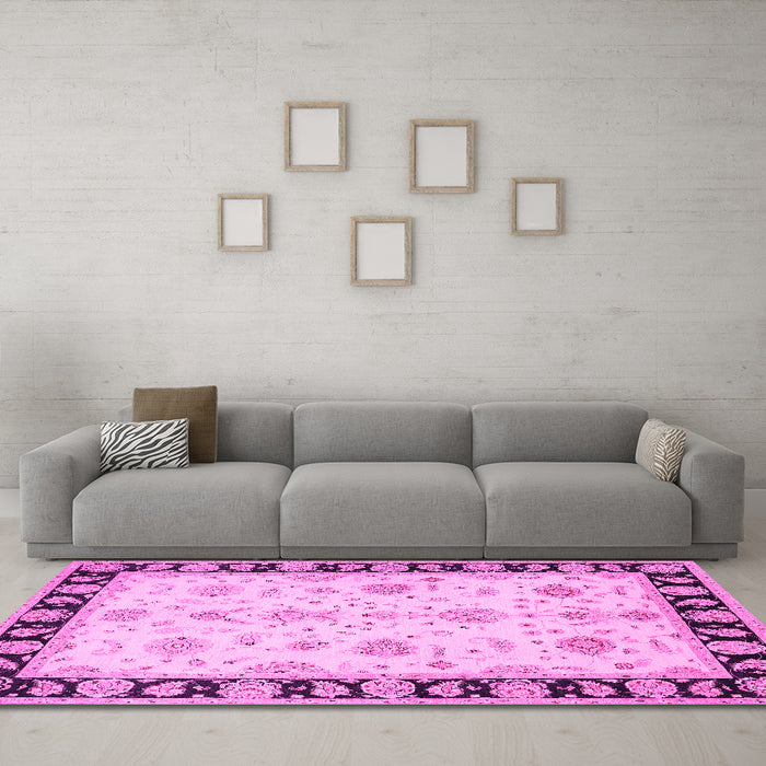 Machine Washable Persian Pink Traditional Rug in a Living Room, wshtr1981pnk