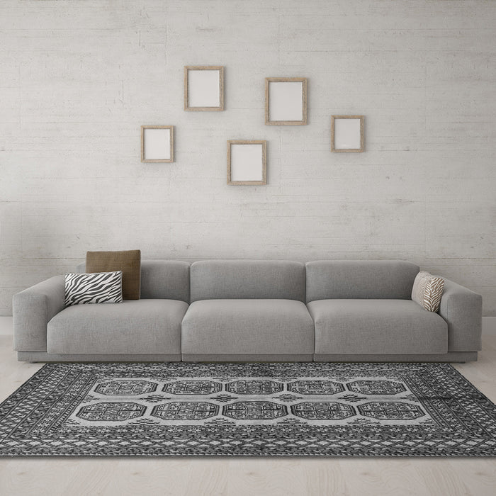 Machine Washable Southwestern Gray Country Rug in a Living Room,, wshtr1985gry