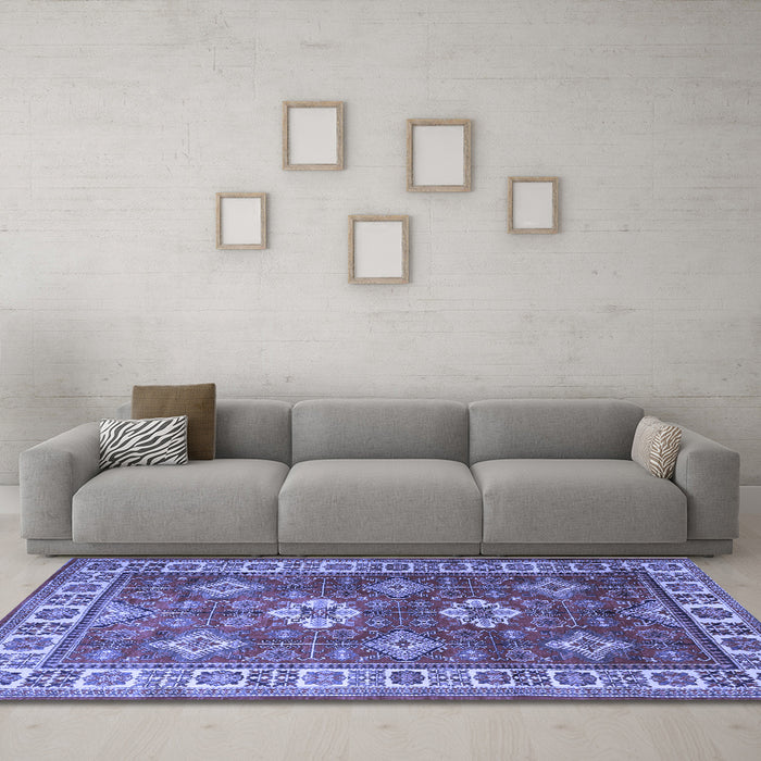 Machine Washable Persian Blue Traditional Rug in a Living Room, wshtr1991blu