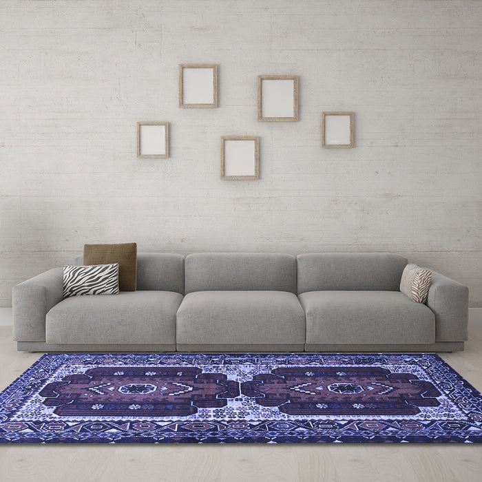 Machine Washable Persian Blue Traditional Rug in a Living Room, wshtr1994blu