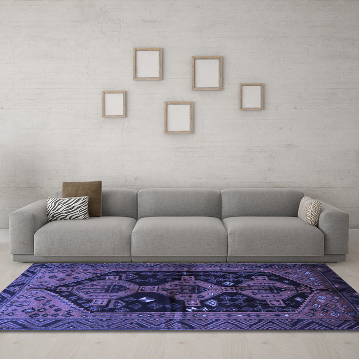 Machine Washable Persian Blue Traditional Rug in a Living Room, wshtr1996blu
