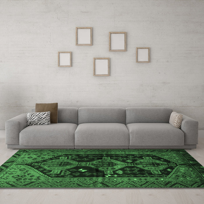 Machine Washable Persian Emerald Green Traditional Area Rugs in a Living Room,, wshtr1996emgrn