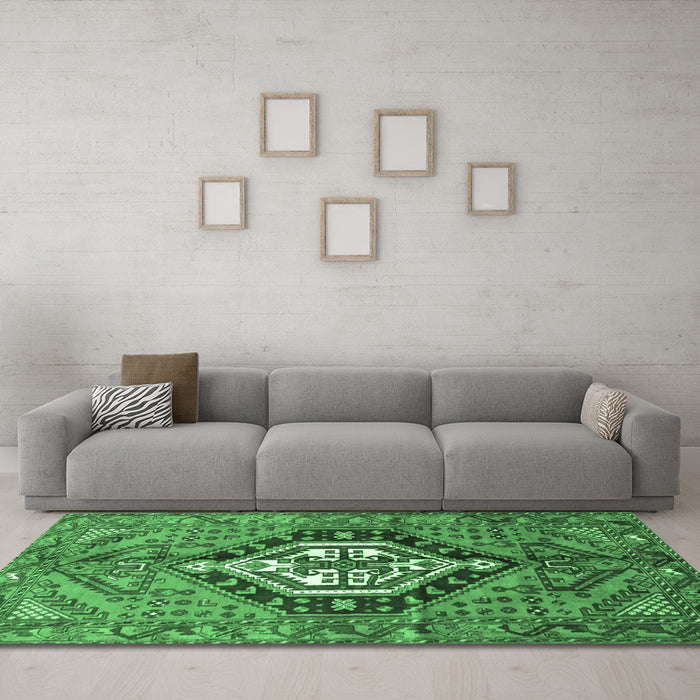 Machine Washable Persian Emerald Green Traditional Area Rugs in a Living Room,, wshtr199emgrn