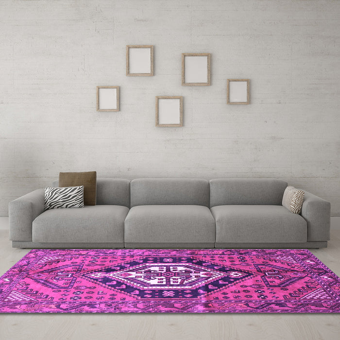 Machine Washable Persian Purple Traditional Area Rugs in a Living Room, wshtr199pur
