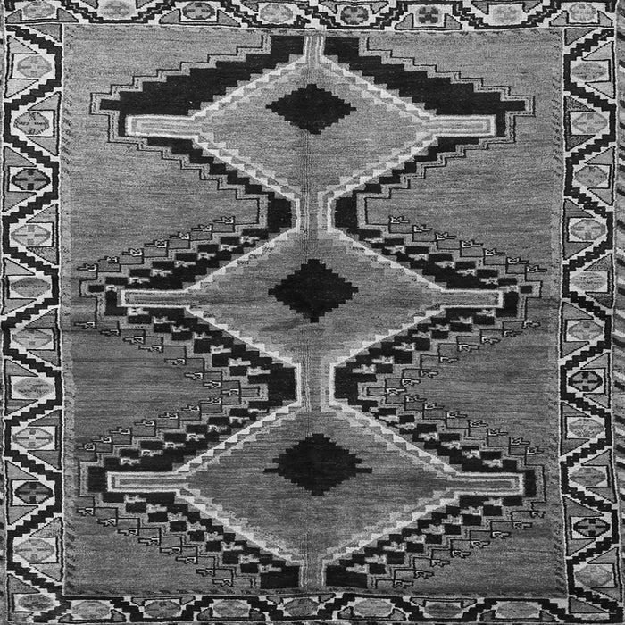 Serging Thickness of Southwestern Gray Country Rug, tr2003gry