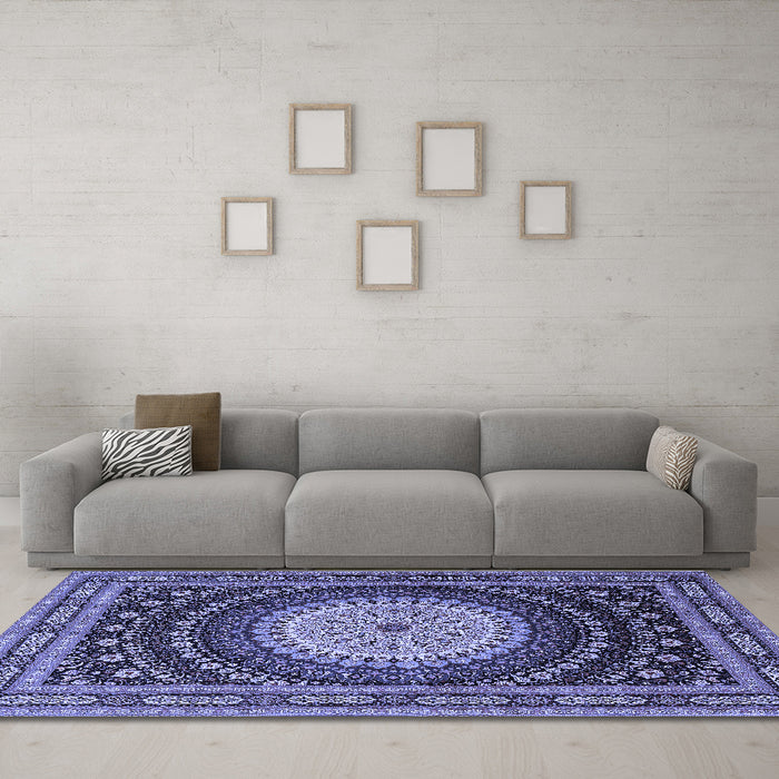 Machine Washable Persian Blue Traditional Rug in a Living Room, wshtr2006blu