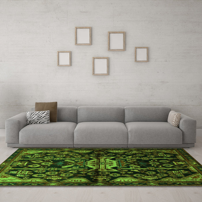 Machine Washable Persian Green Traditional Area Rugs in a Living Room,, wshtr2007grn