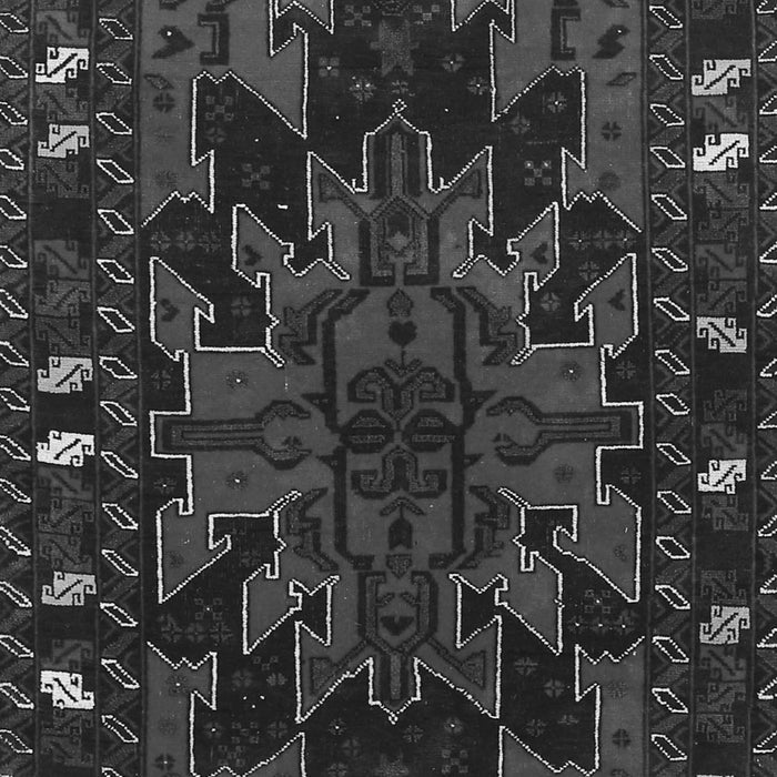 Serging Thickness of Machine Washable Persian Gray Traditional Rug, wshtr2008gry