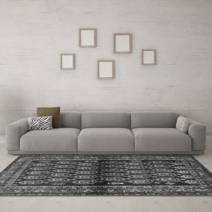 Machine Washable Persian Gray Traditional Rug in a Living Room,, wshtr2012gry