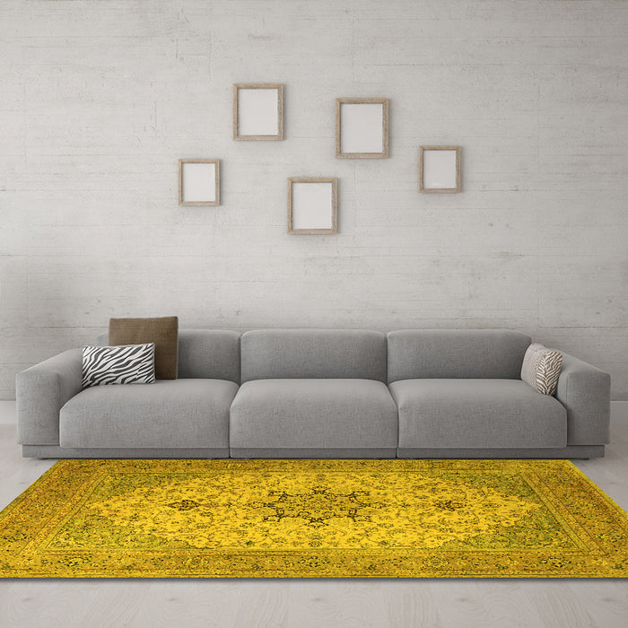 Machine Washable Persian Yellow Traditional Rug in a Living Room, wshtr2014yw