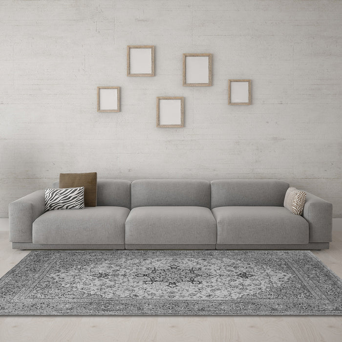Machine Washable Persian Gray Traditional Rug in a Living Room,, wshtr2014gry