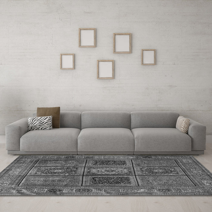 Machine Washable Persian Gray Traditional Rug in a Living Room,, wshtr2015gry