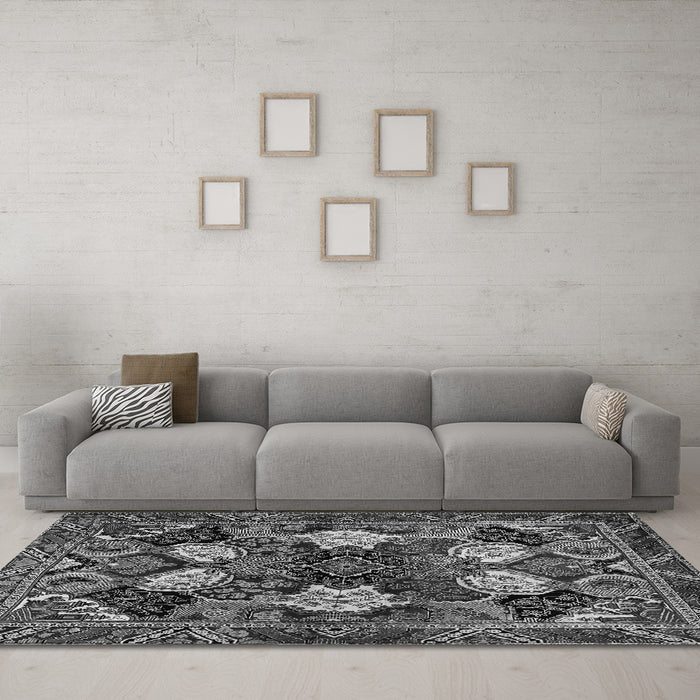 Machine Washable Persian Gray Traditional Rug in a Living Room,, wshtr2016gry