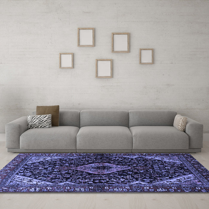 Machine Washable Persian Blue Traditional Rug in a Living Room, wshtr2019blu