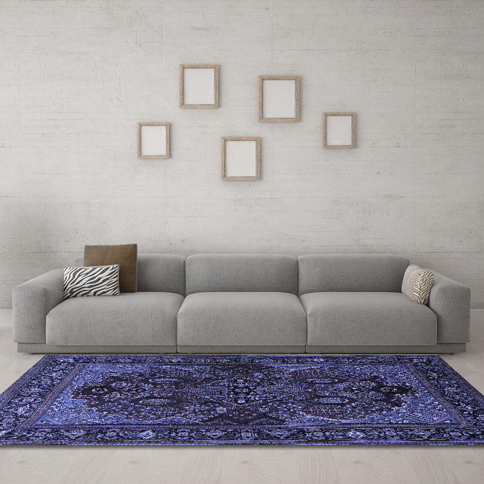 Machine Washable Persian Blue Traditional Rug in a Living Room, wshtr2020blu