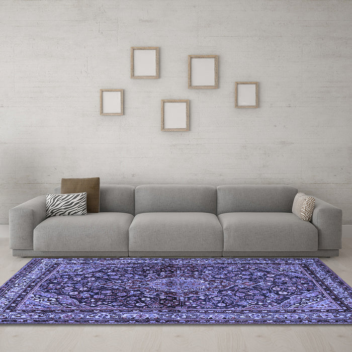 Machine Washable Persian Blue Traditional Rug in a Living Room, wshtr2022blu