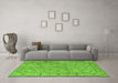 Machine Washable Persian Green Traditional Area Rugs in a Living Room,, wshtr2029grn