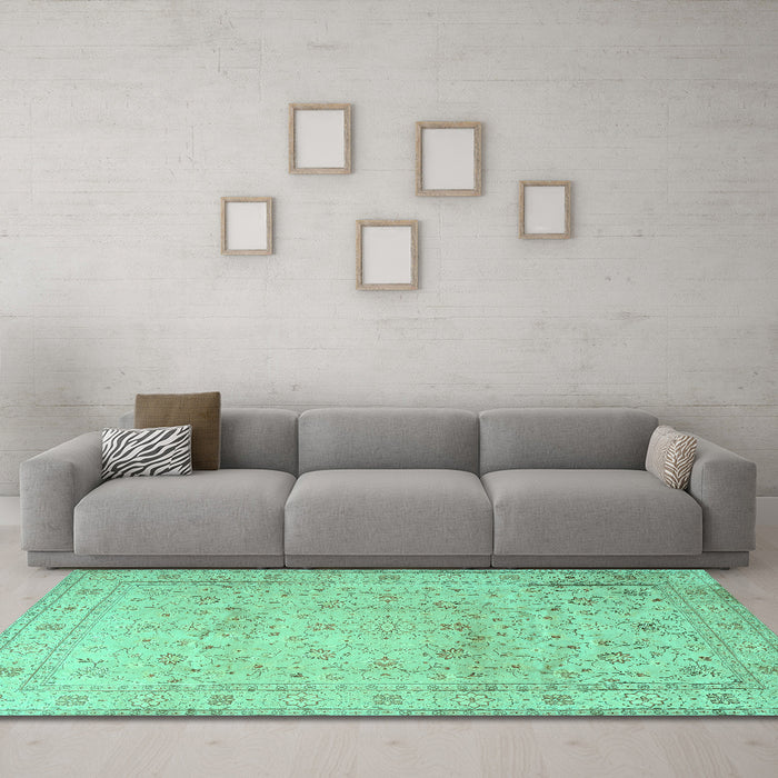 Machine Washable Persian Turquoise Traditional Area Rugs in a Living Room,, wshtr2030turq