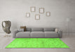 Machine Washable Persian Green Traditional Area Rugs in a Living Room,, wshtr2030grn