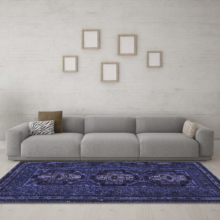Machine Washable Persian Blue Traditional Rug in a Living Room, wshtr2034blu