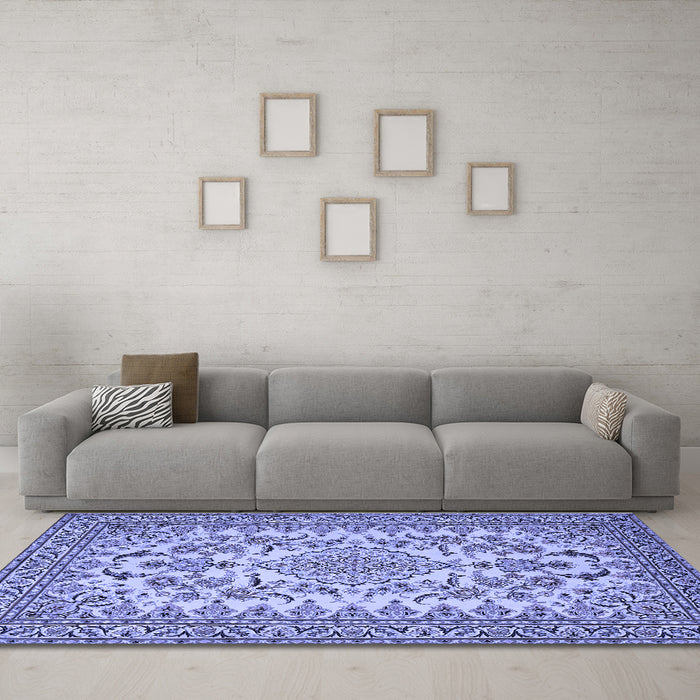 Machine Washable Medallion Blue Traditional Rug in a Living Room, wshtr2039blu