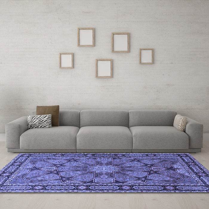 Machine Washable Persian Blue Traditional Rug in a Living Room, wshtr2042blu