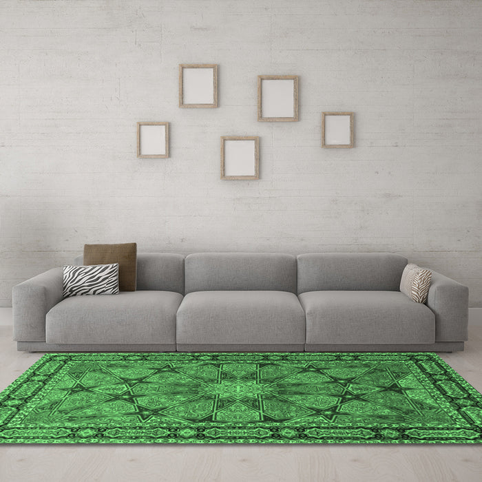 Machine Washable Persian Emerald Green Traditional Area Rugs in a Living Room,, wshtr2042emgrn