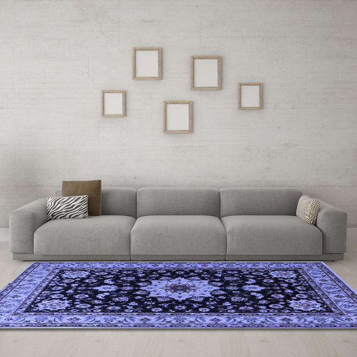 Machine Washable Persian Blue Traditional Rug in a Living Room, wshtr2043blu