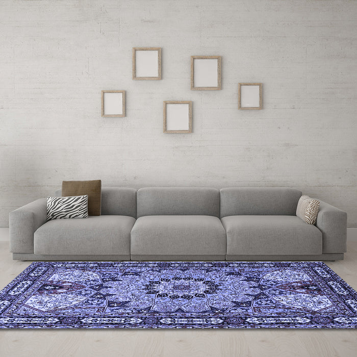 Machine Washable Persian Blue Traditional Rug in a Living Room, wshtr2044blu