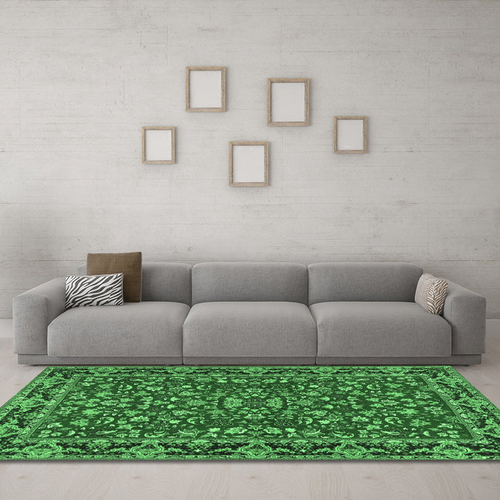 Machine Washable Persian Emerald Green Traditional Area Rugs in a Living Room,, wshtr2046emgrn