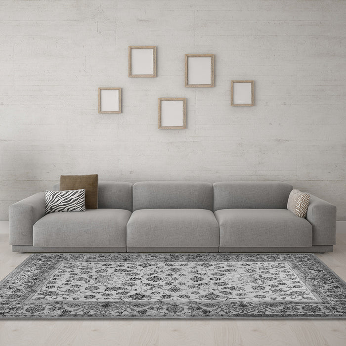Machine Washable Persian Gray Traditional Rug in a Living Room,, wshtr2047gry