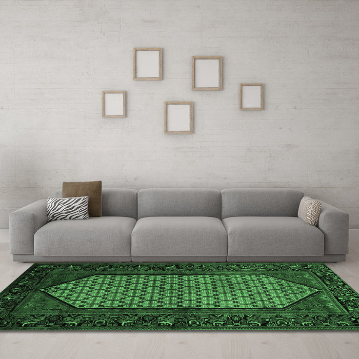 Machine Washable Persian Emerald Green Traditional Area Rugs in a Living Room,, wshtr204emgrn