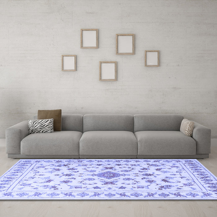 Machine Washable Persian Blue Traditional Rug in a Living Room, wshtr2058blu