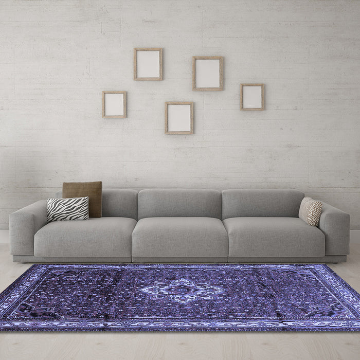 Machine Washable Persian Blue Traditional Rug in a Living Room, wshtr205blu