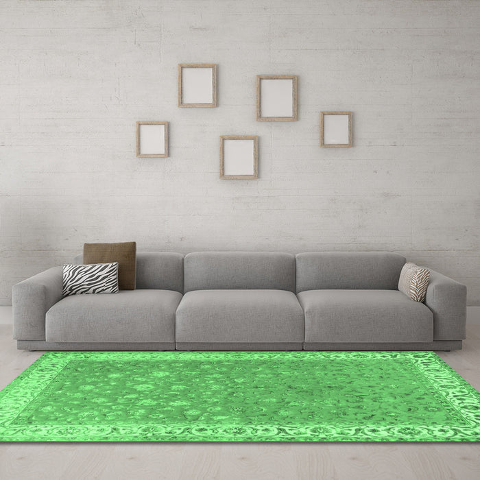 Machine Washable Persian Emerald Green Traditional Area Rugs in a Living Room,, wshtr2060emgrn