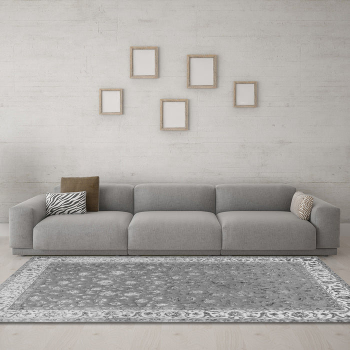 Machine Washable Persian Gray Traditional Rug in a Living Room,, wshtr2060gry