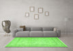 Machine Washable Persian Green Traditional Area Rugs in a Living Room,, wshtr2061grn