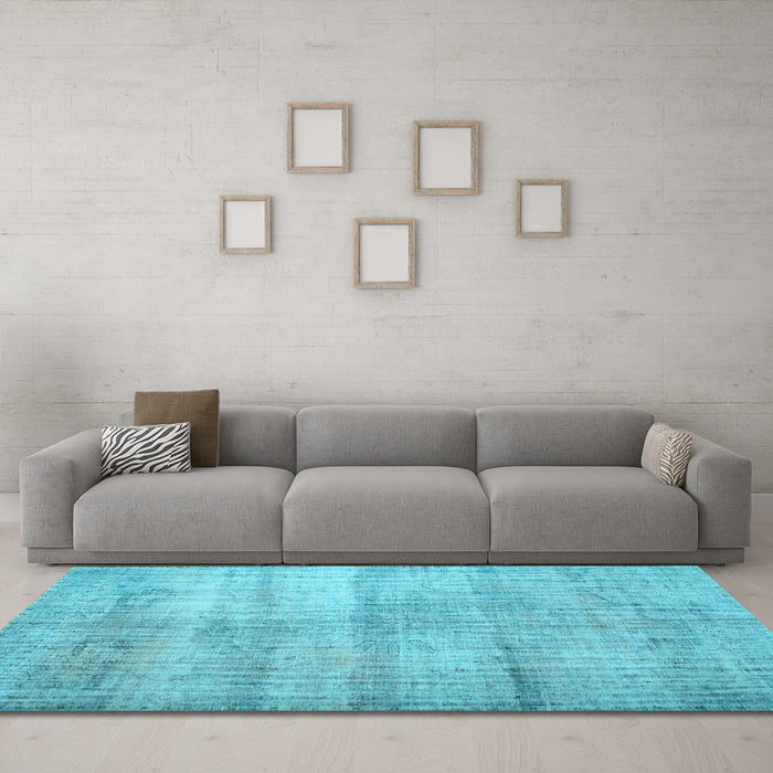 Machine Washable Persian Light Blue Traditional Rug in a Living Room, wshtr2063lblu