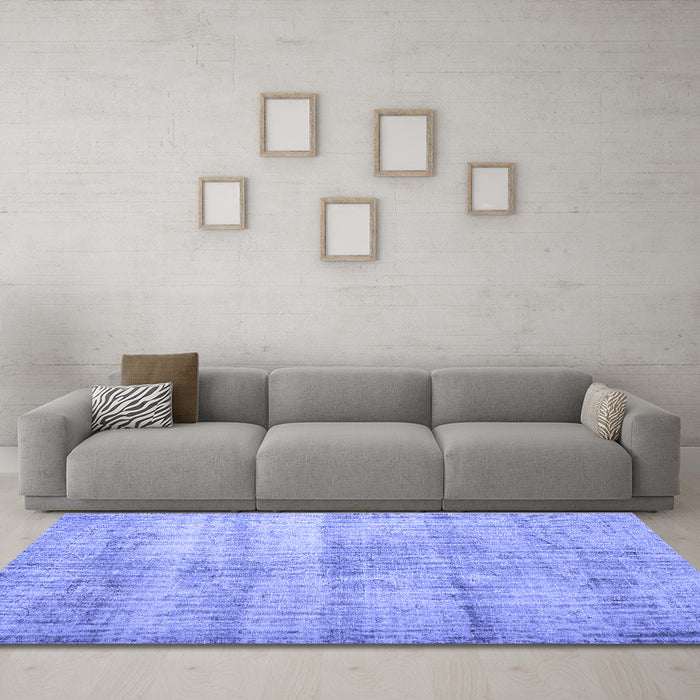 Machine Washable Persian Blue Traditional Rug in a Living Room, wshtr2063blu