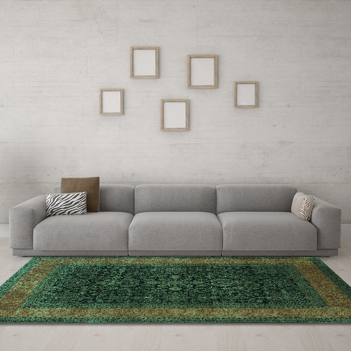 Machine Washable Persian Turquoise Traditional Area Rugs in a Living Room,, wshtr2067turq