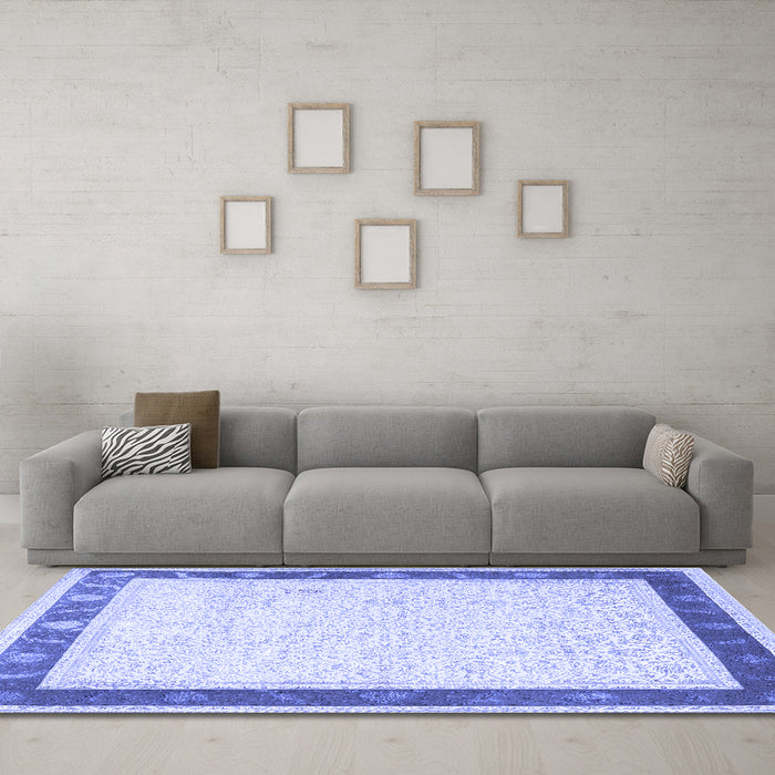 Machine Washable Persian Blue Traditional Rug in a Living Room, wshtr2068blu