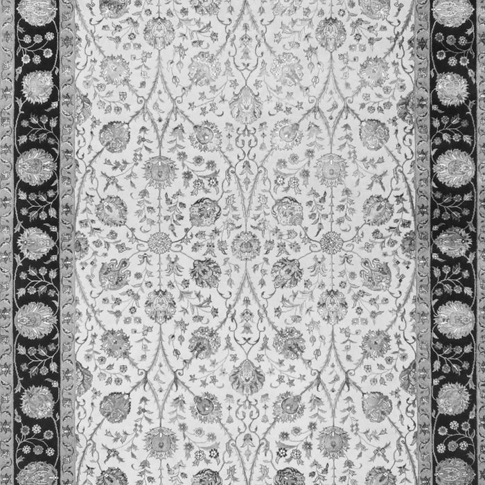 Serging Thickness of Machine Washable Persian Gray Traditional Rug, wshtr2070gry