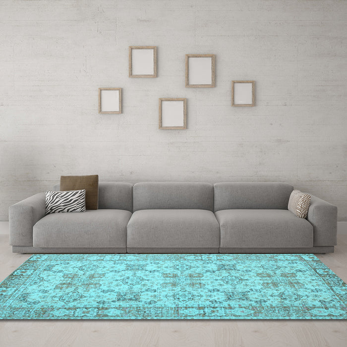 Machine Washable Persian Light Blue Traditional Rug in a Living Room, wshtr2072lblu