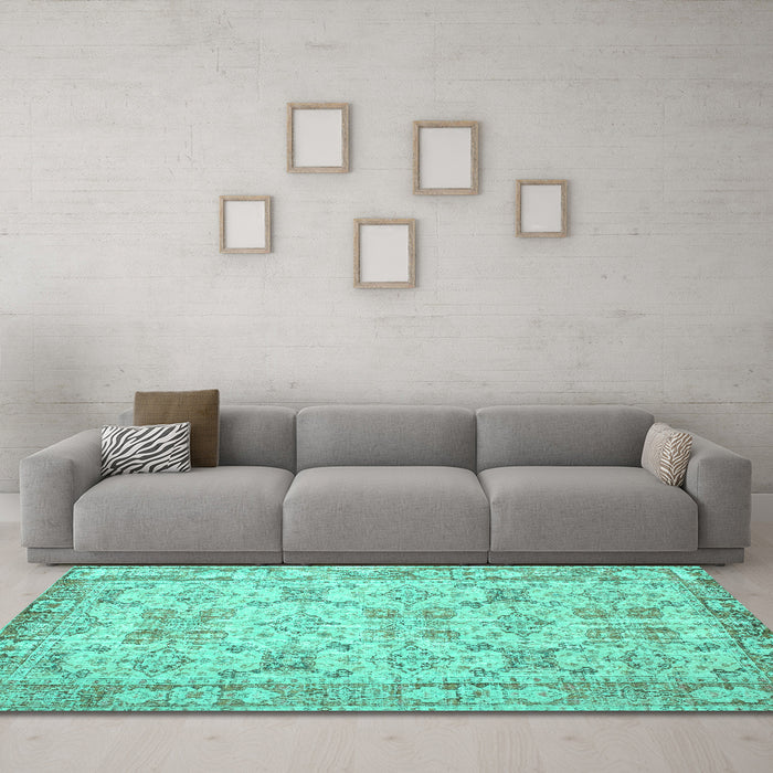 Machine Washable Persian Turquoise Traditional Area Rugs in a Living Room,, wshtr2072turq